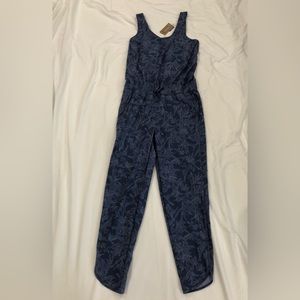 NWT Fleetwith Patagonia Romper Size Small Color Monkey Flower Current Blue